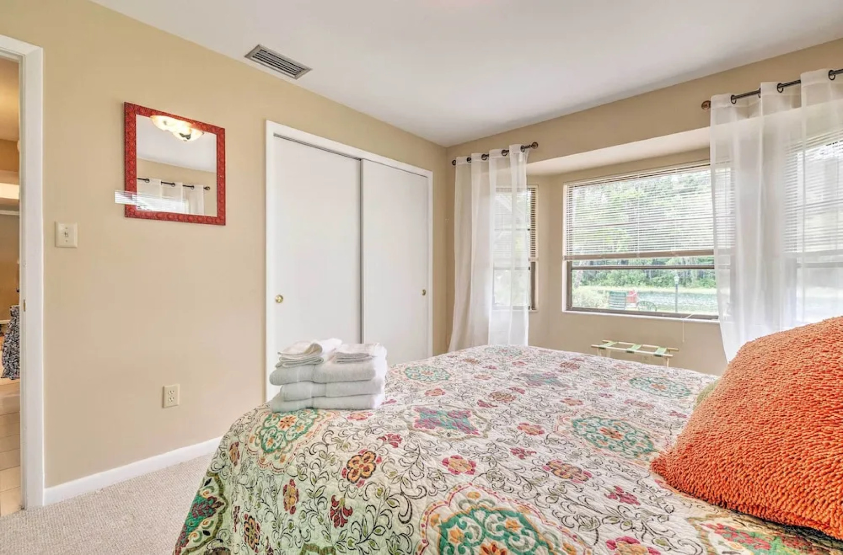 Riverfront Dunnellon Home w/ Dock & Solarium!