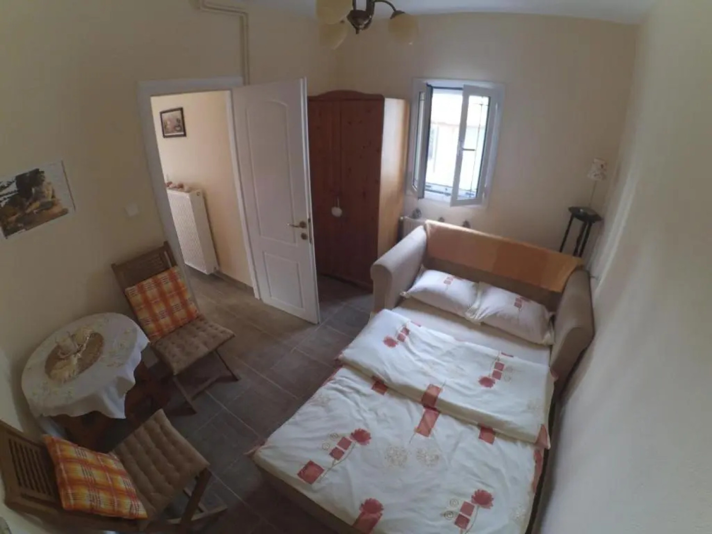 Kostas Walkers Point