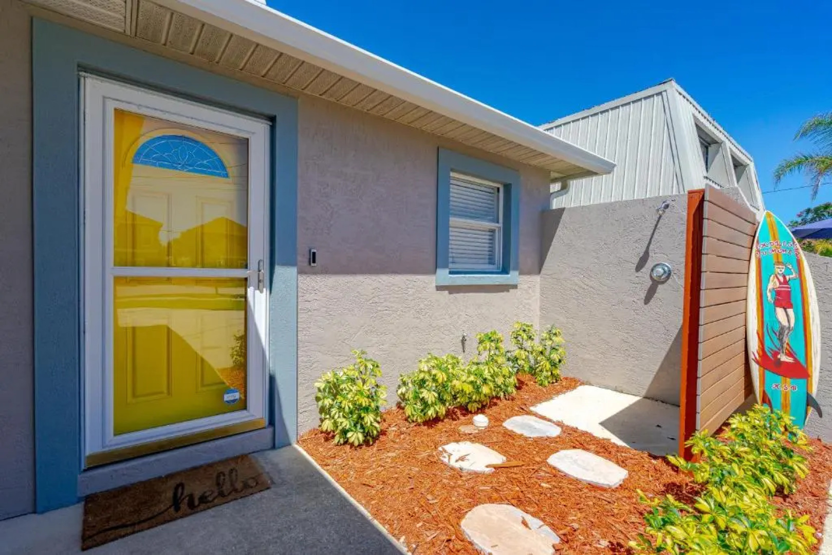 Charming Surf Bungalow Just 30 Seconds to the Beach!