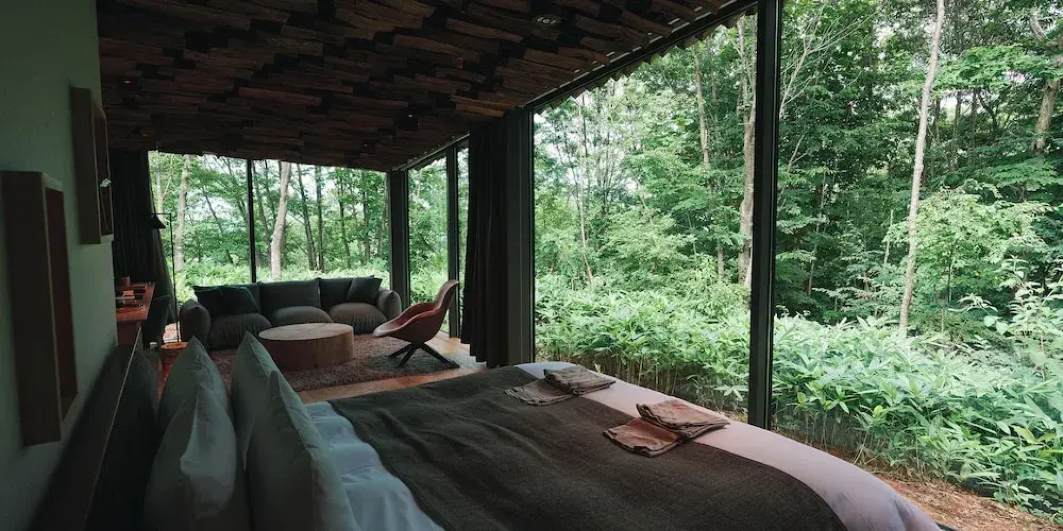 Snow Peak FIELD SUITE SPA HEADQUARTERS