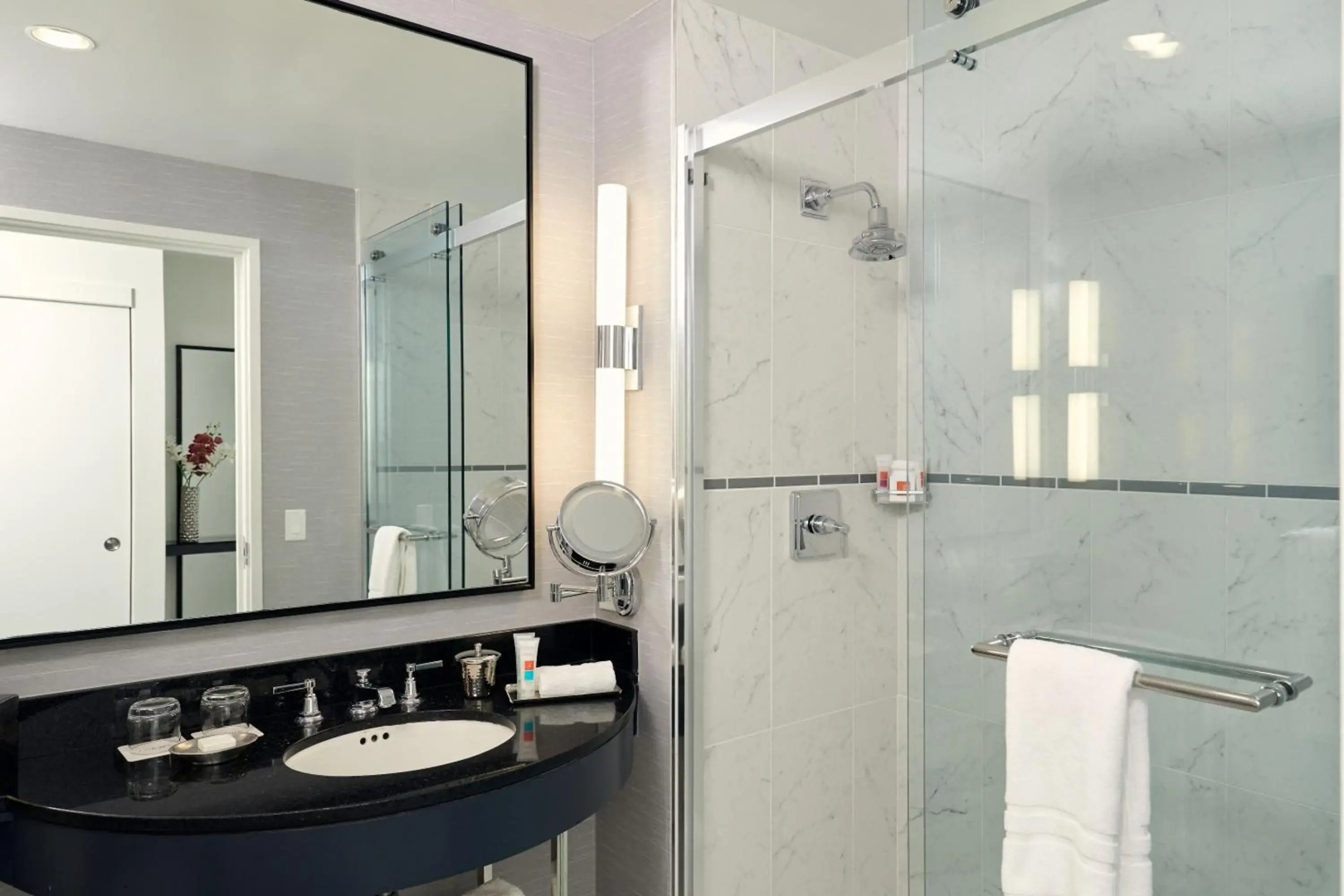 Loews Philadelphia Hotel