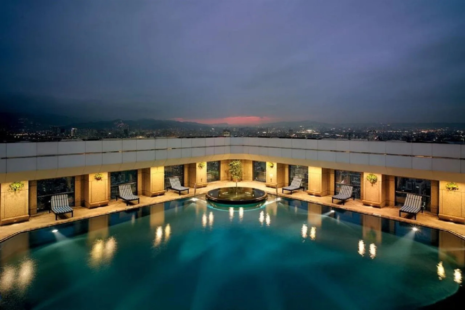 Shangri-La Far Eastern, Taipei