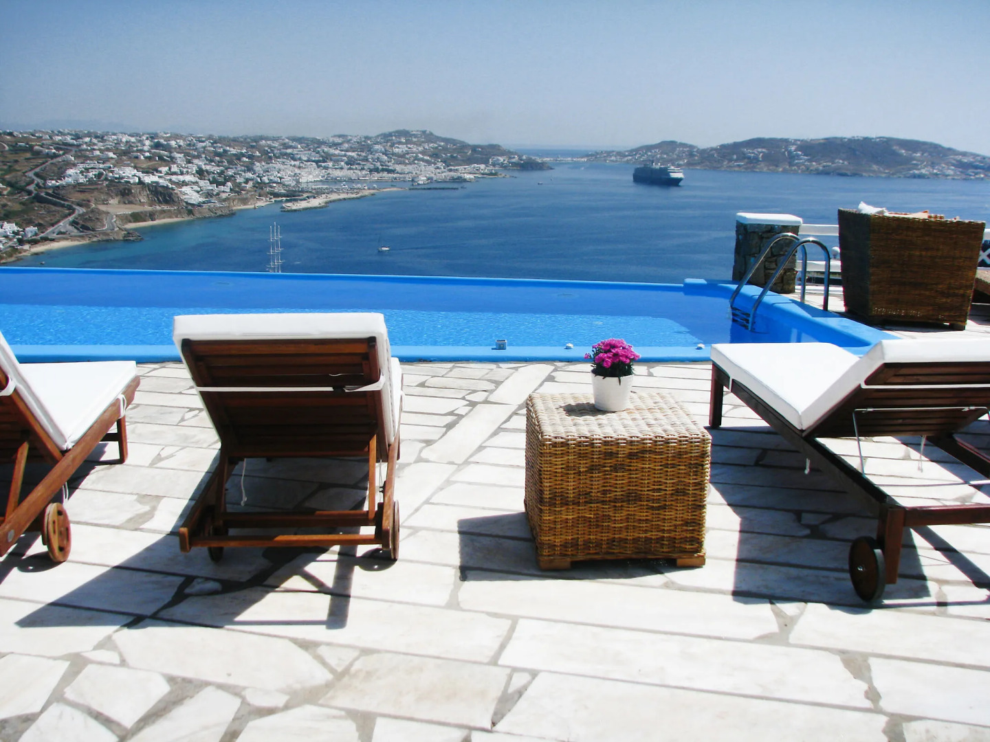 Aeri Villas & Apartments