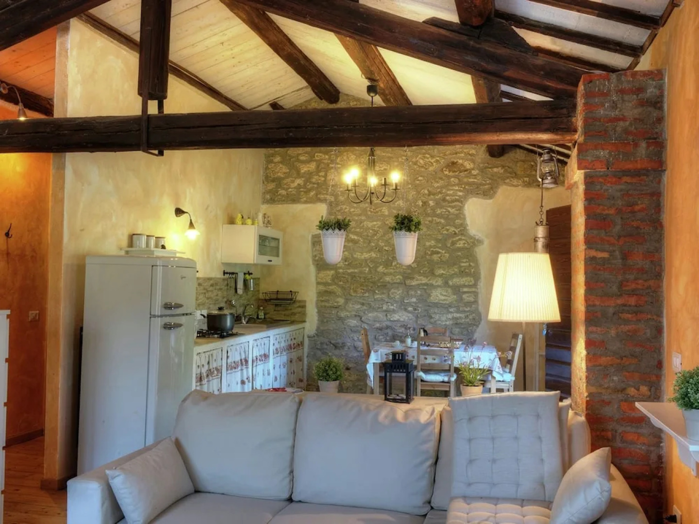 Bright Holiday Home in Modigliana With Swimming Pool