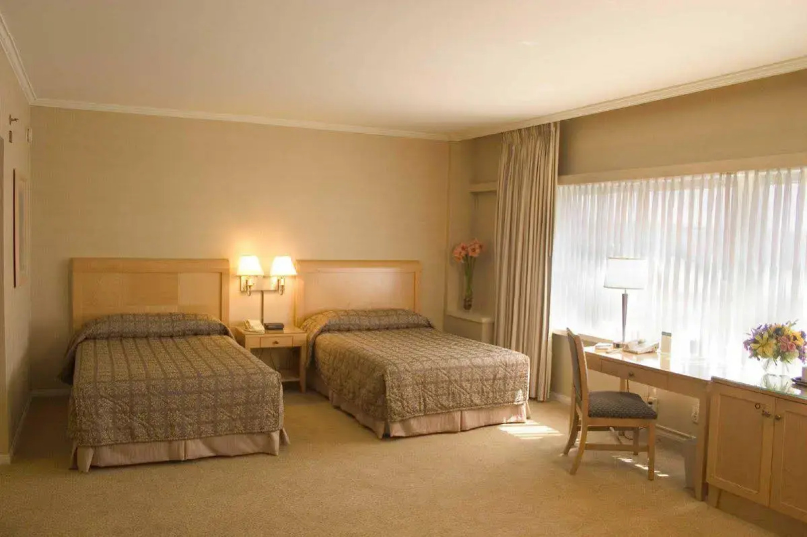 Wilshire Grand Hotel