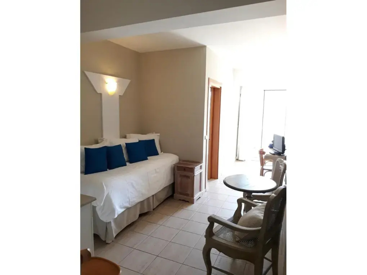 Parthenis Beach Suites by the Sea