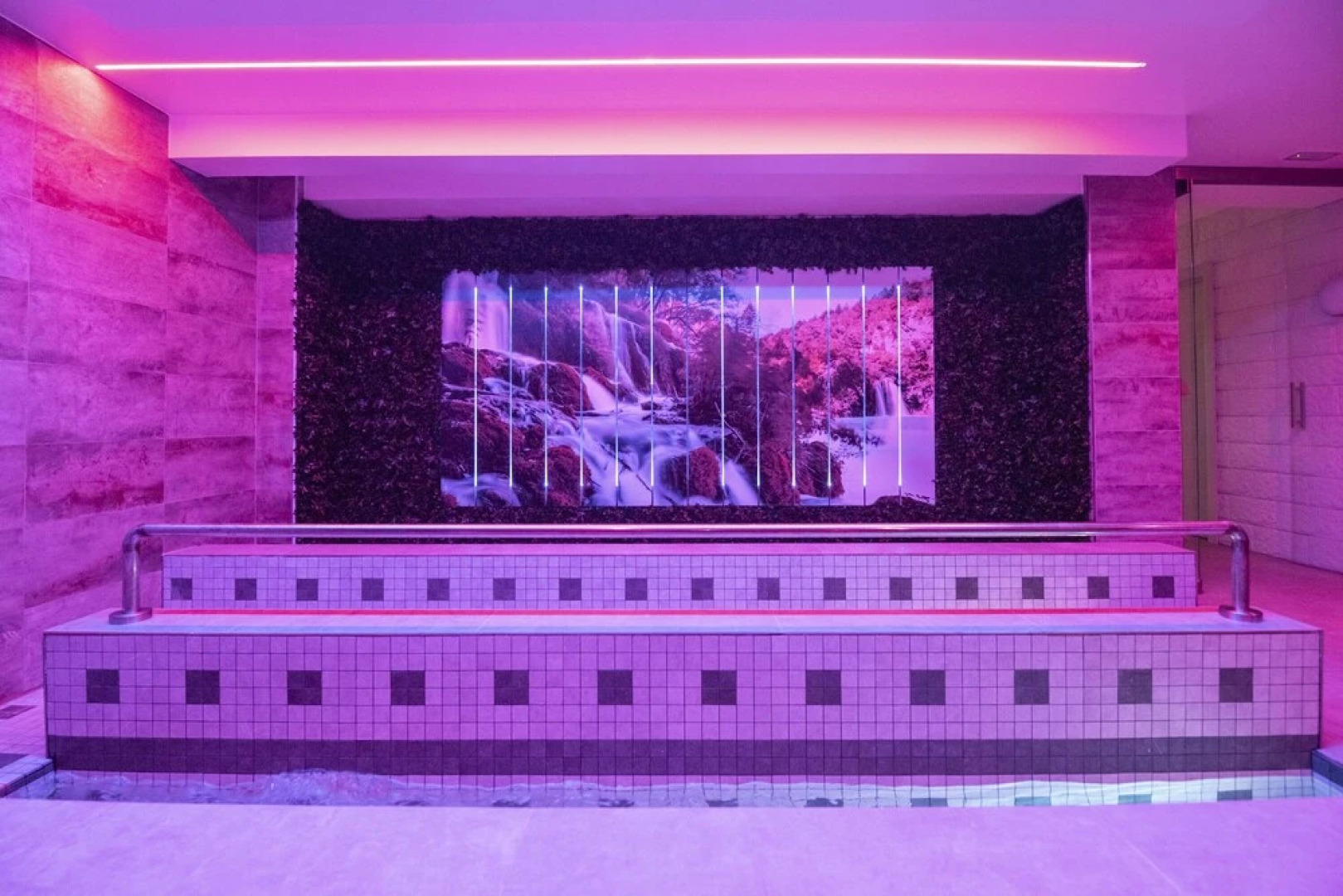 Smeraldo Apartment On Sea Shore