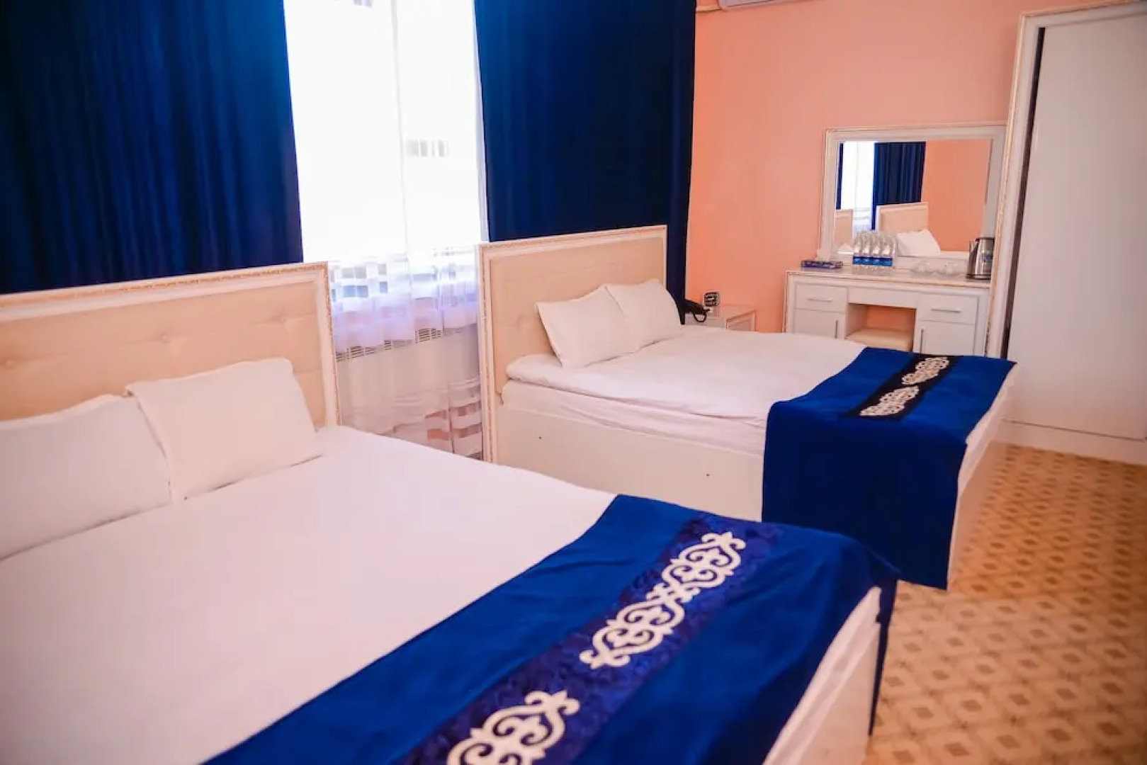 Отель Sultan Jalal-Abad