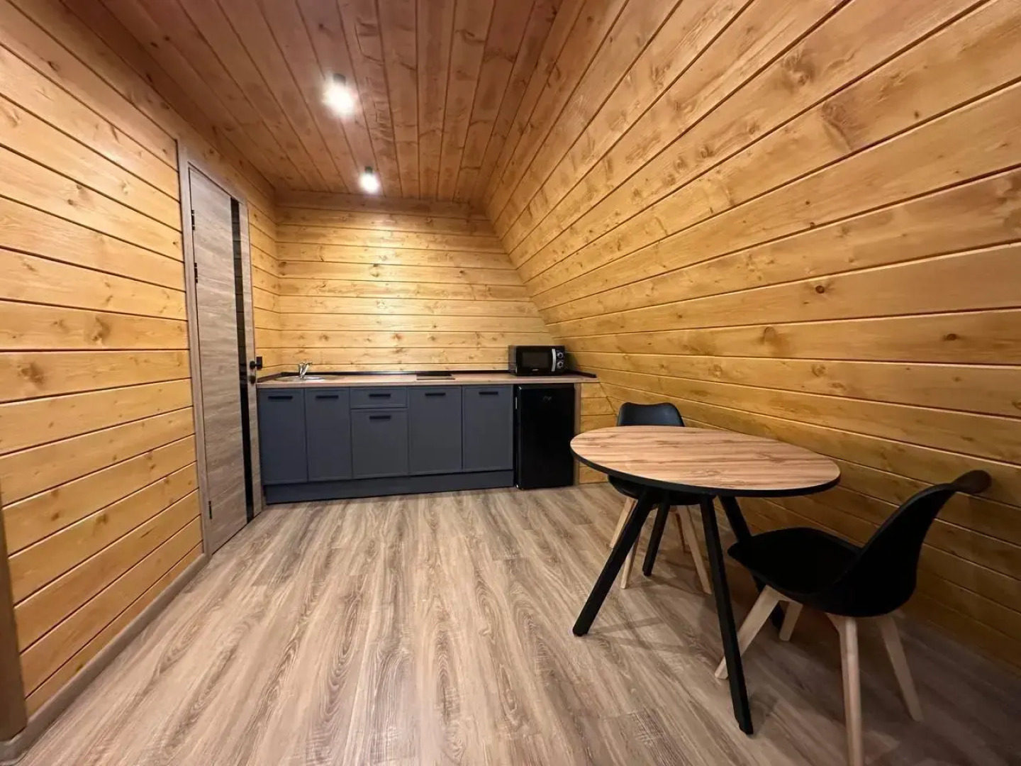 LakeGlamp (ЛэйкГлэмп)