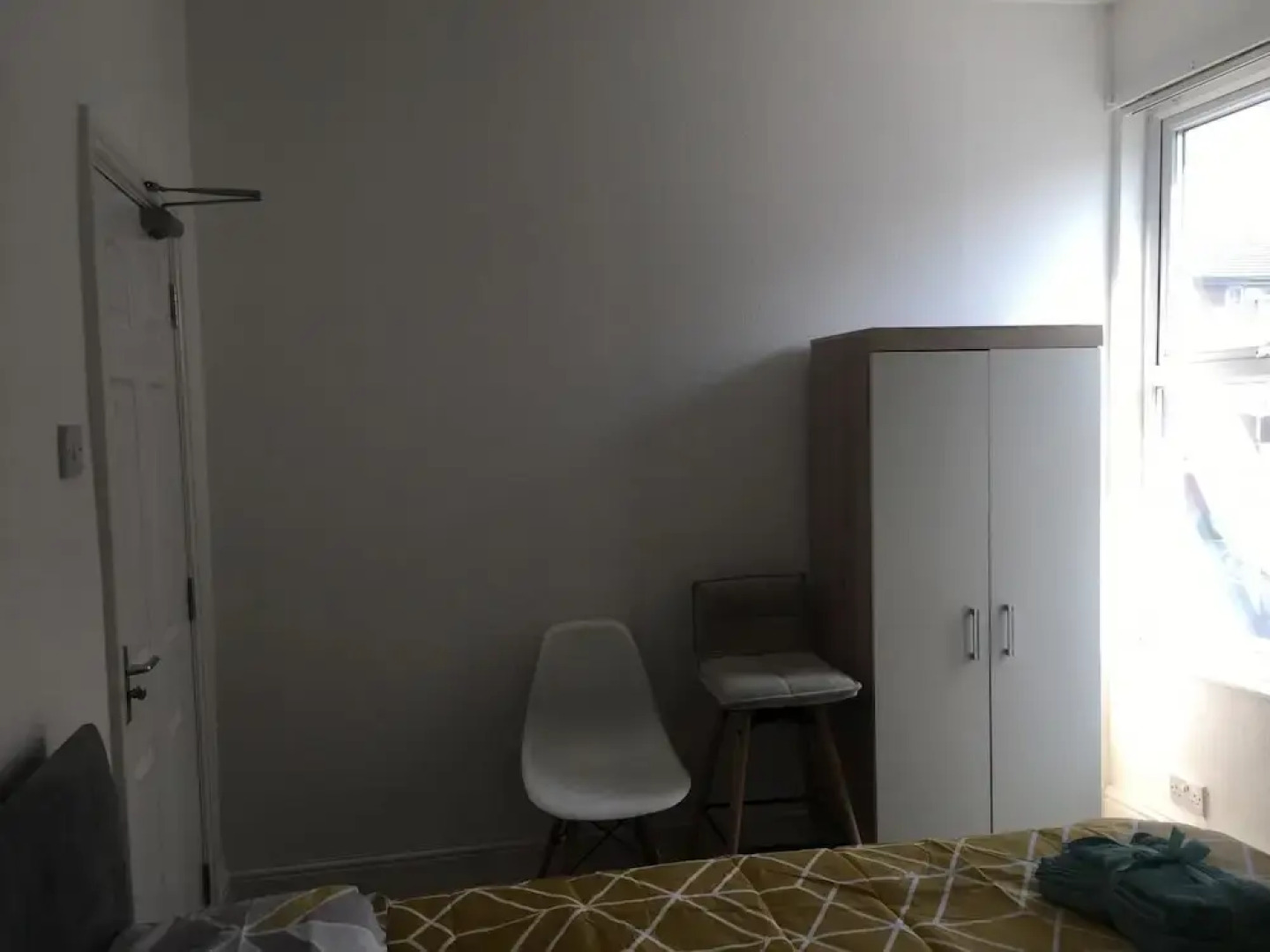 NEW Irisplace Liverpool @ New Strand