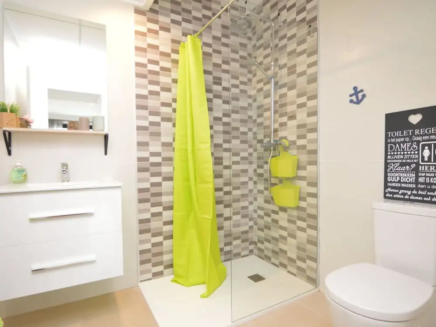 Attractive Holiday Home in San Pedro del Pinetar With Garden