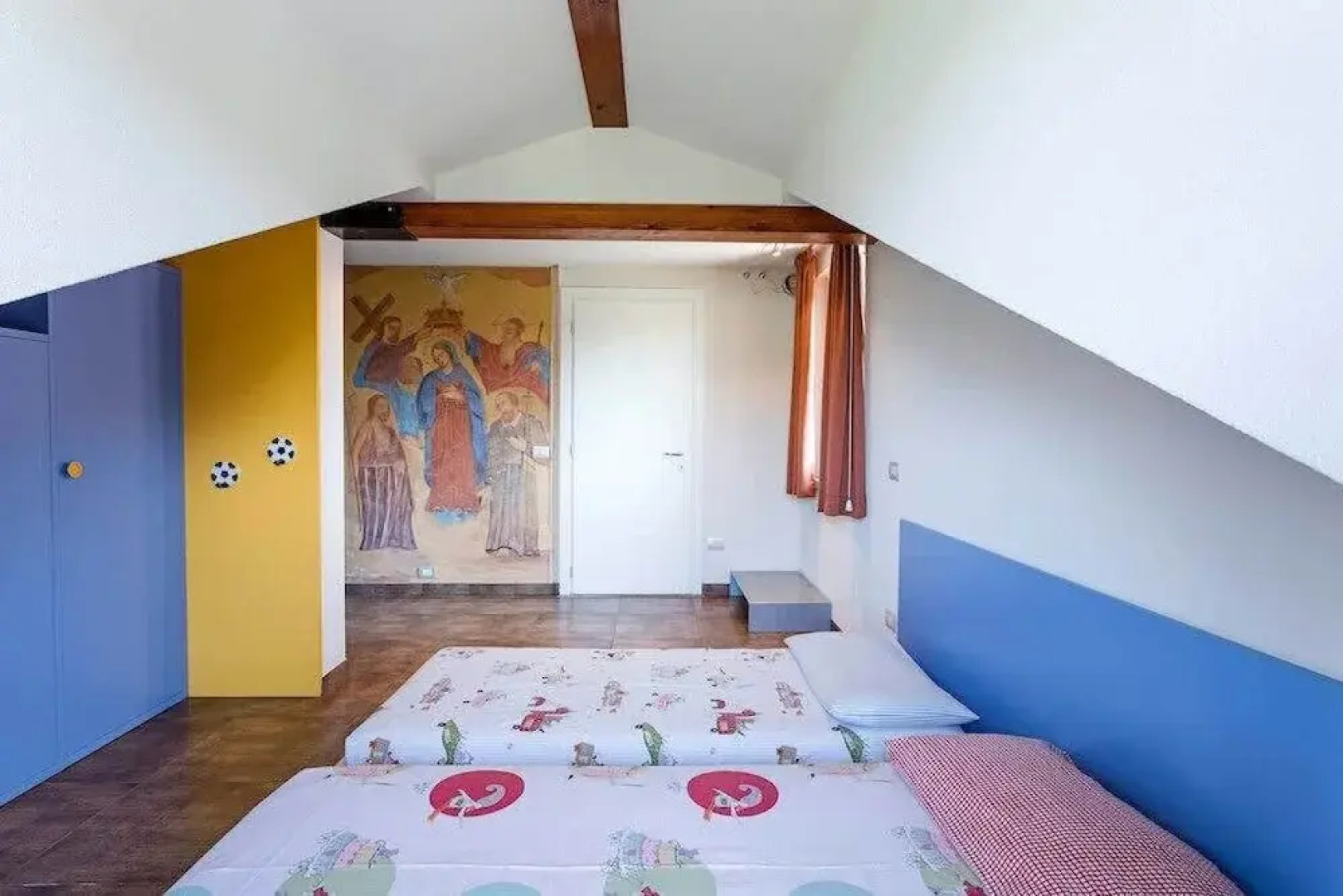 Villa Near Milan With Swimming Pool