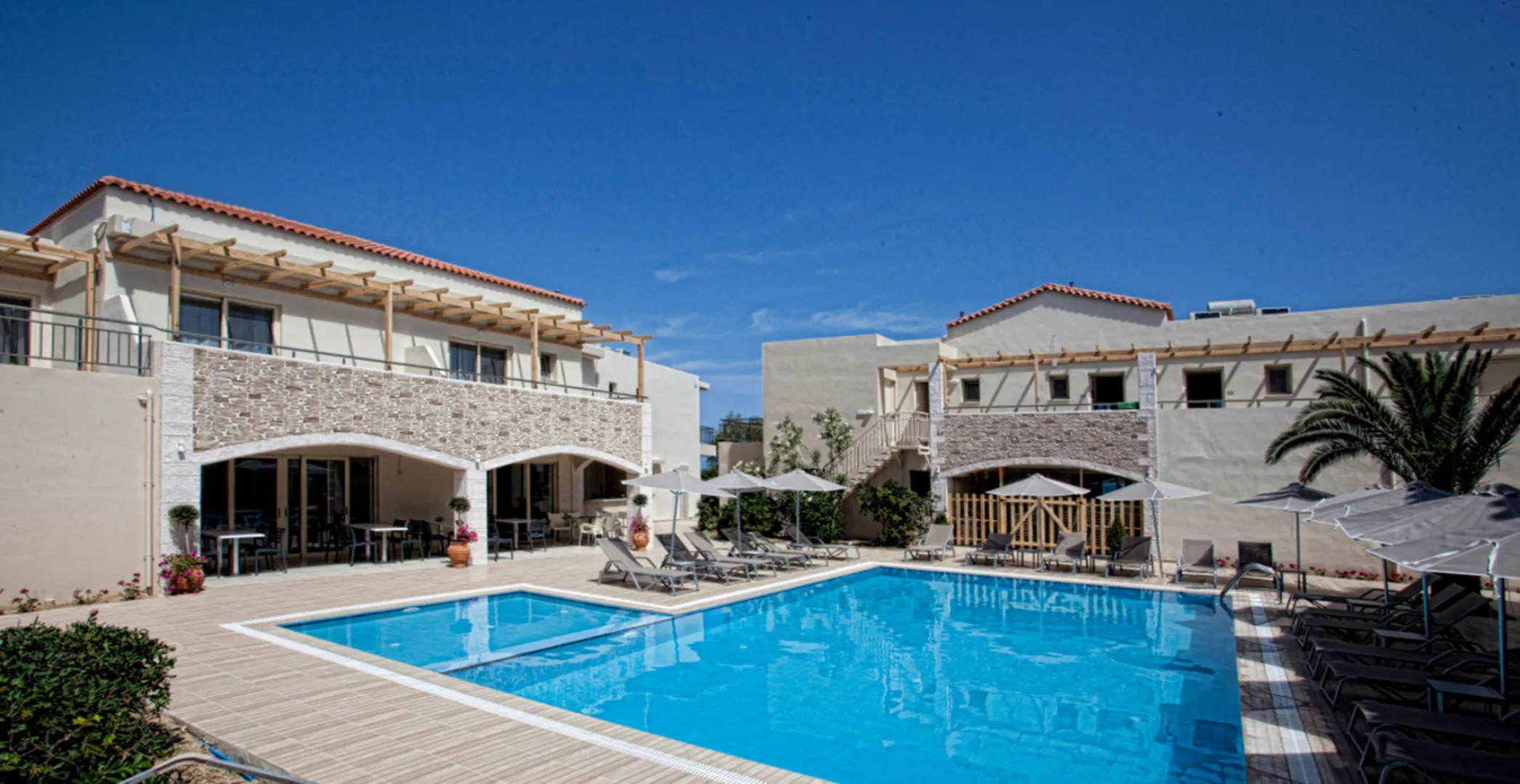 Maravel Star Art Hotel