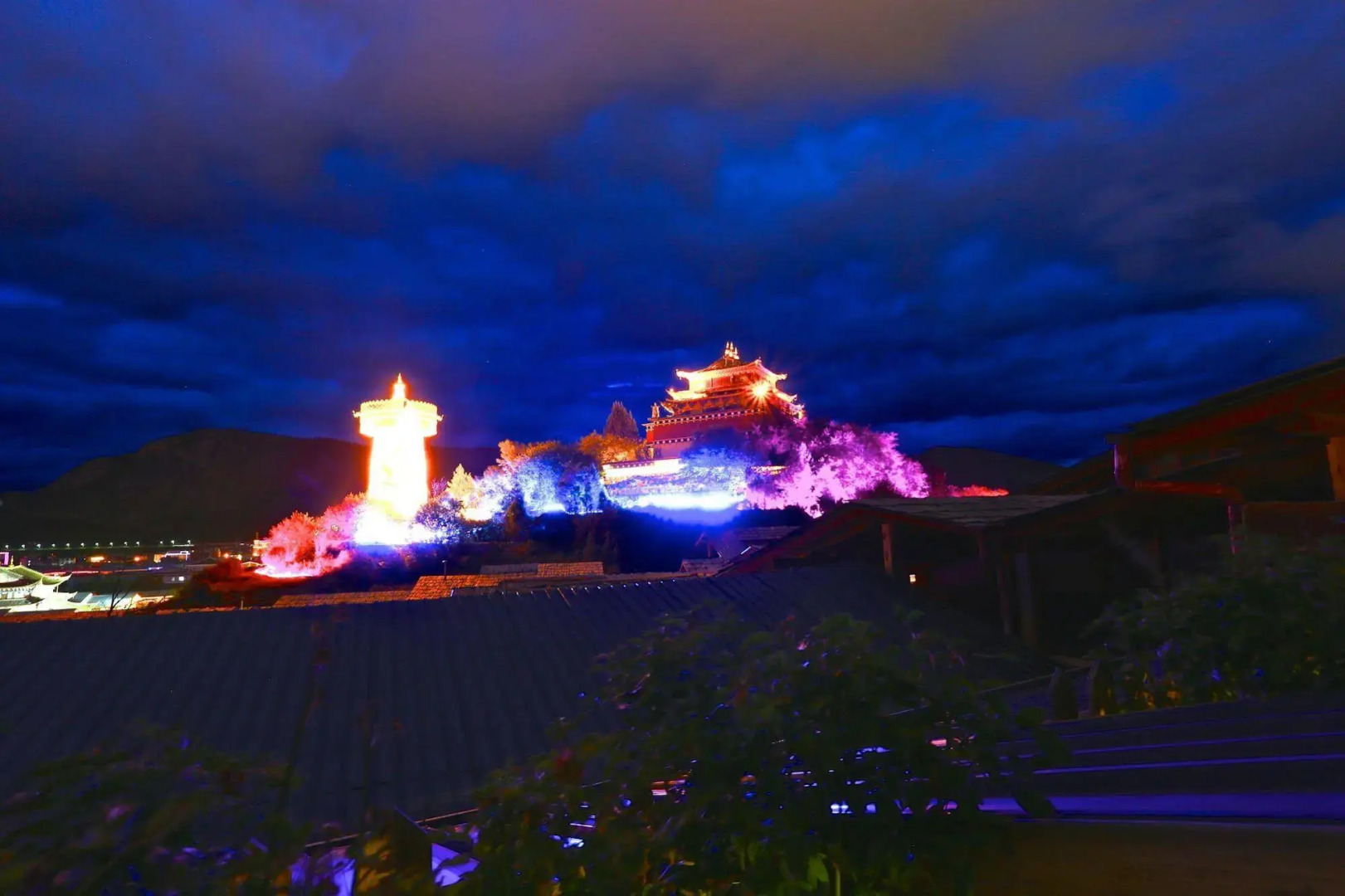 Shangri-la Bird of Paradise Inn