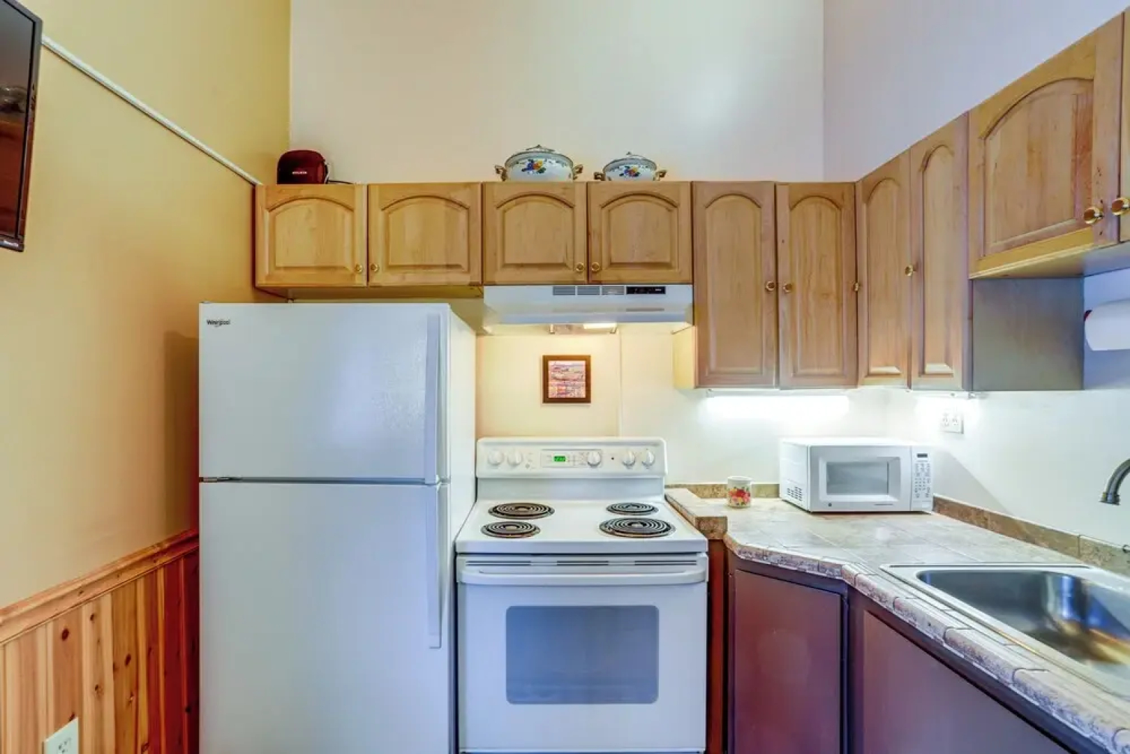 Fairbanks Cottage on < 2 Acres ~ 8 Mi to Dtwn