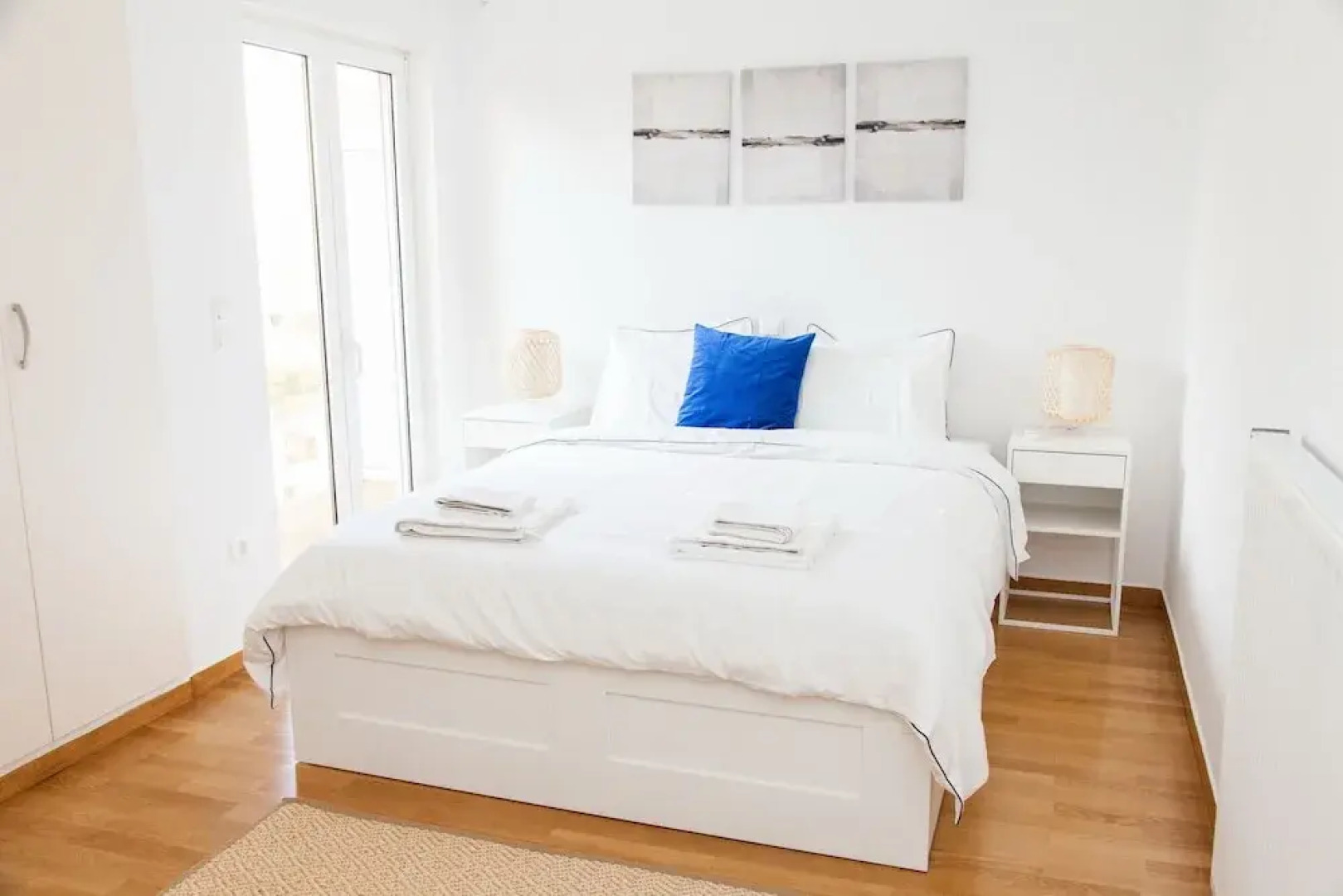 Modern Spacious APT 2BR in Rafina