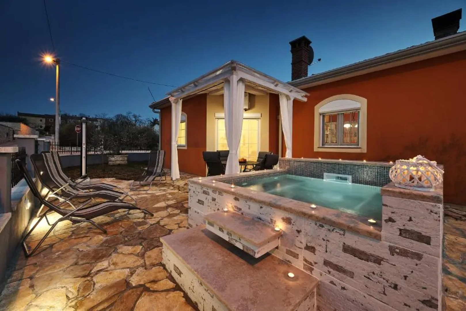 Apartment David with Hydromassage Bath near Umag