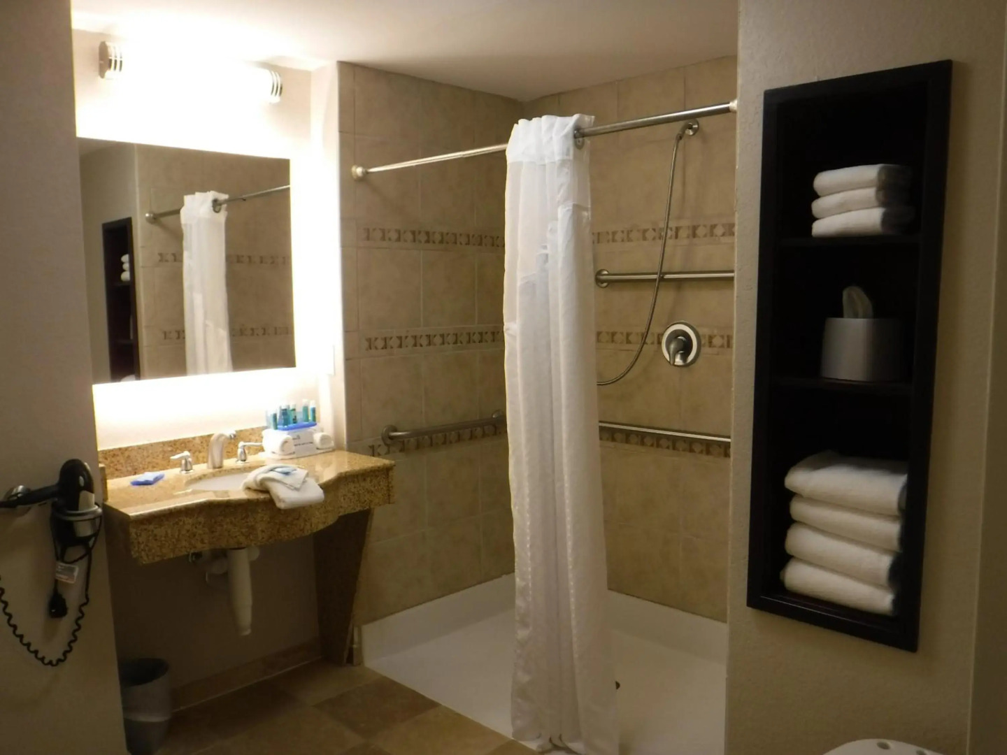 Holiday Inn Express West Jefferson by IHG