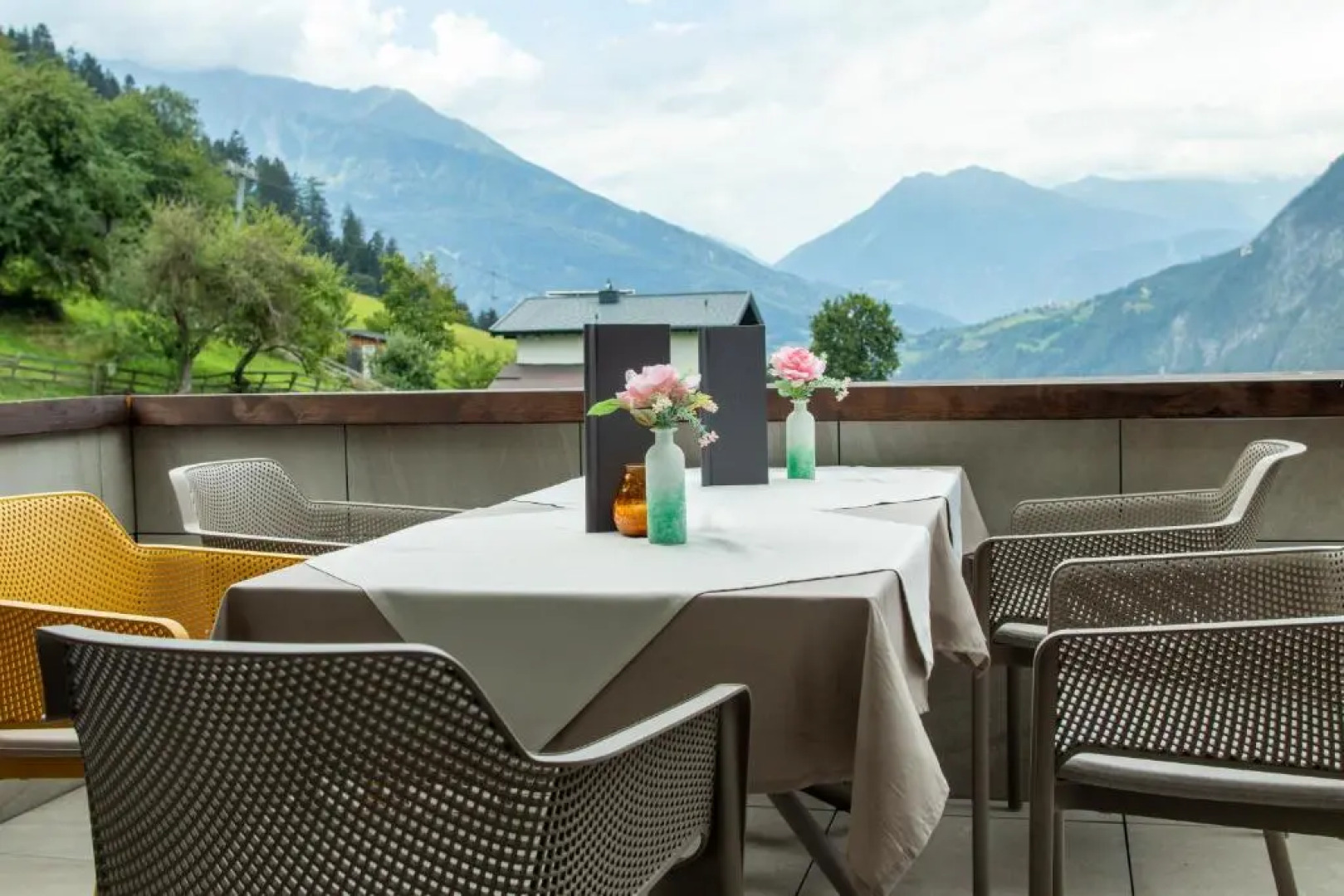 Wally Berg Apartements