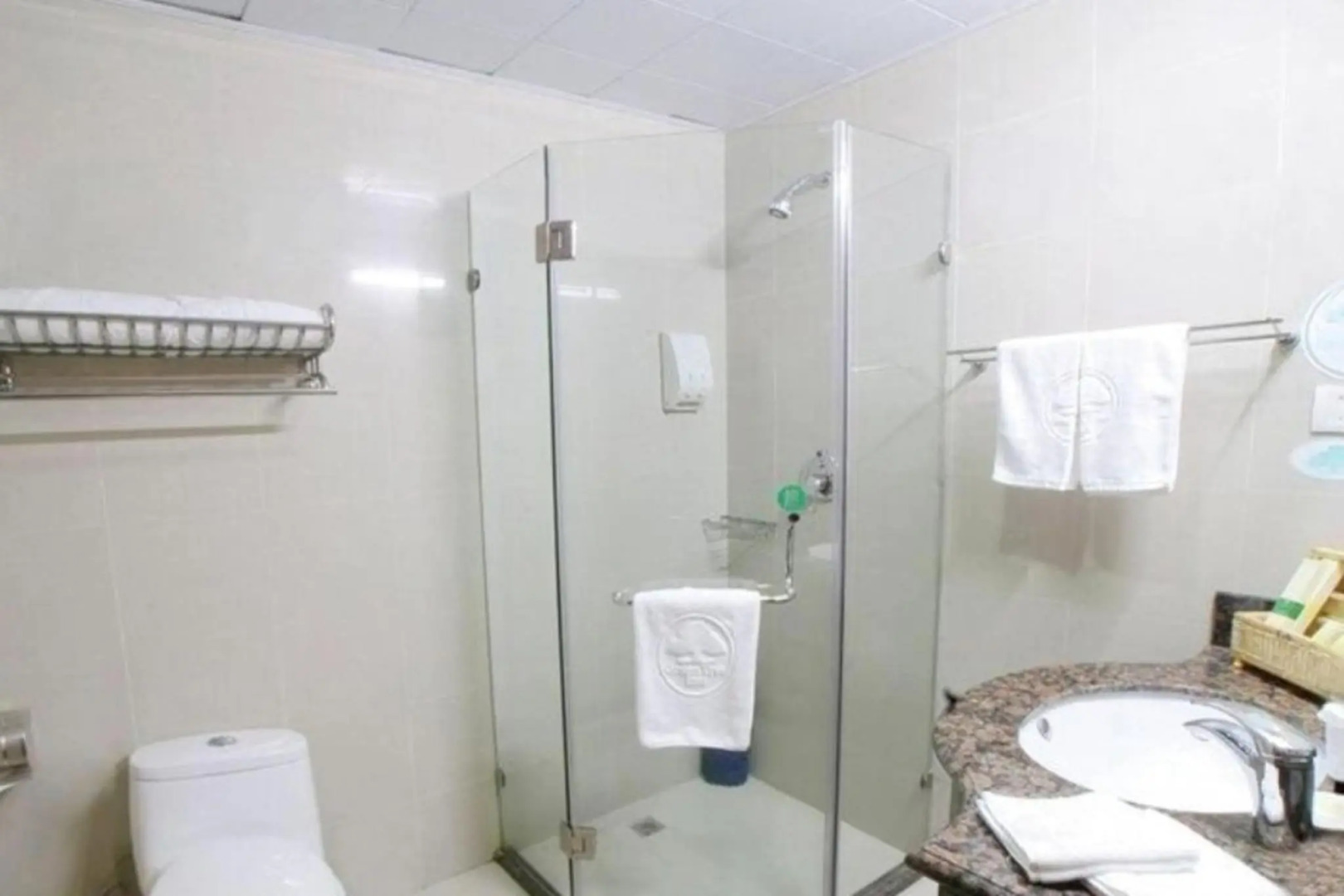 GreenTree Inn JiangSu WuXi BinHu TaiHu Pearl Development Mansion Business Hotel