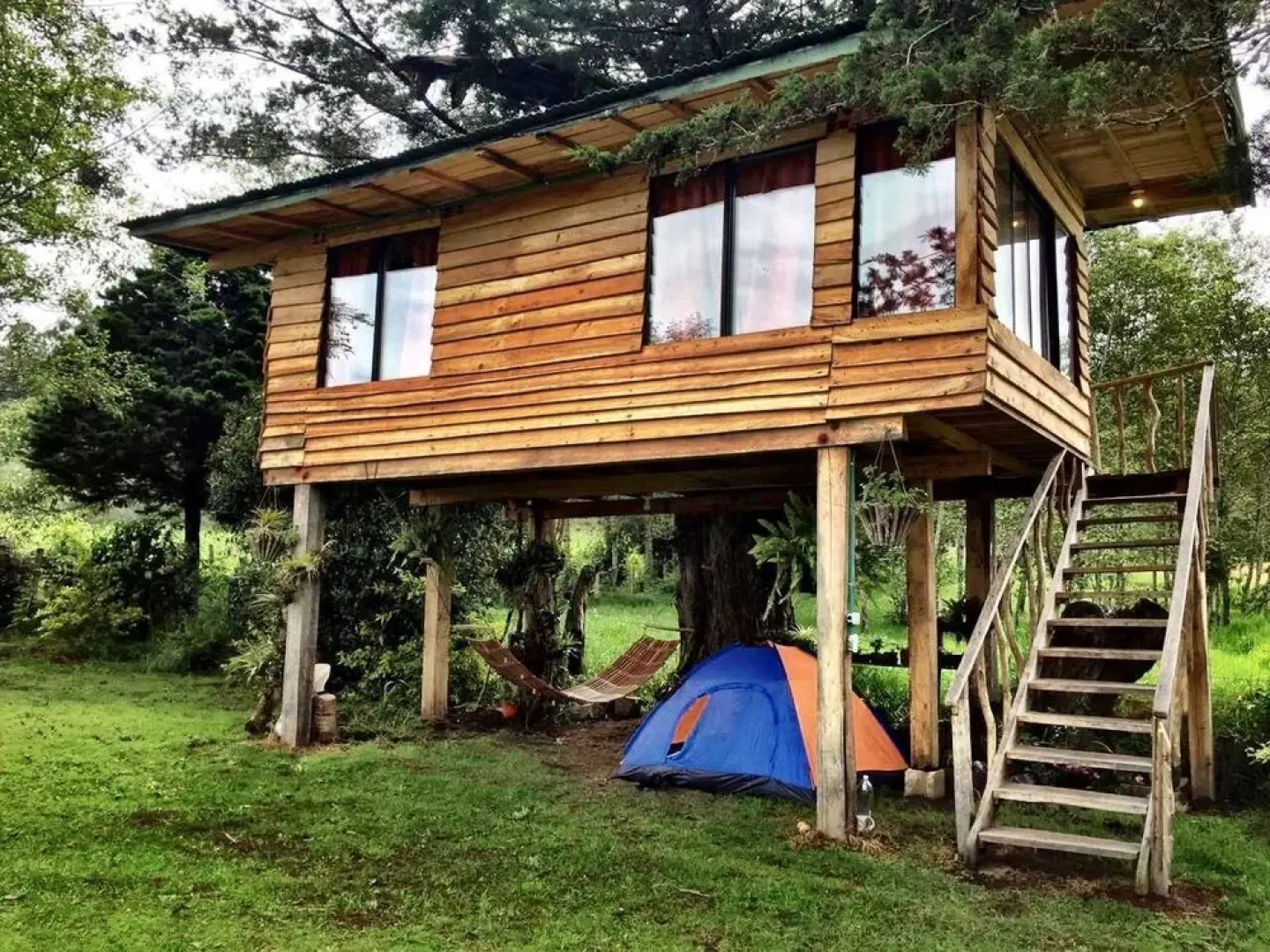 Monte Verde Cabañas & Camping