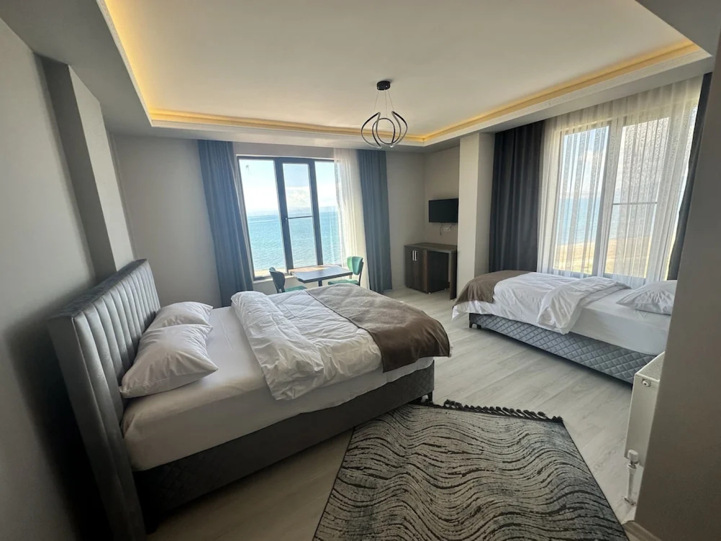 1071 Otel & Restaurant