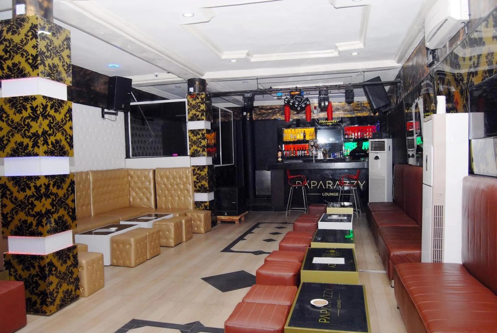 Royal Park Hotel & Suites