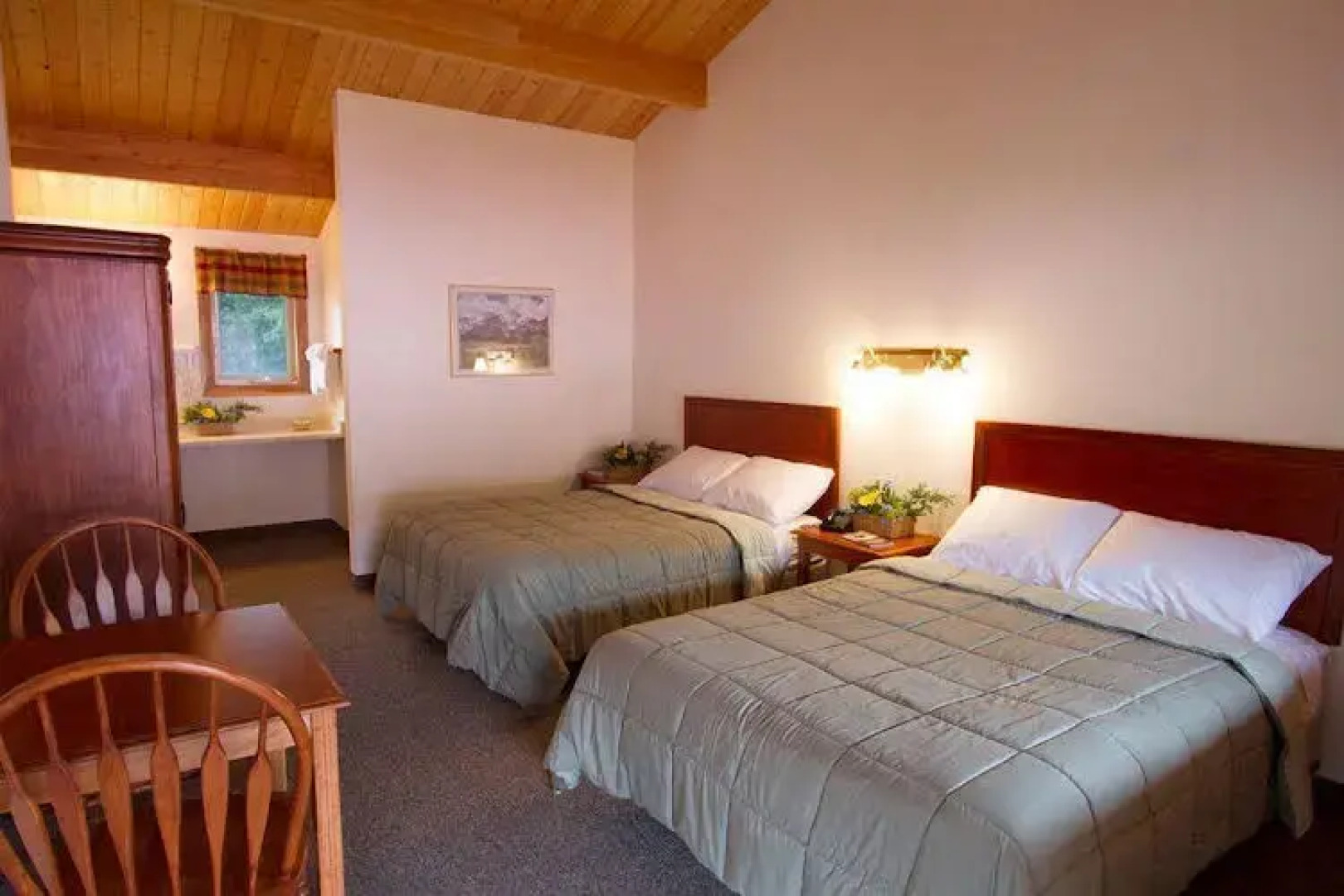 Denali River Cabins & Cedars Lodge