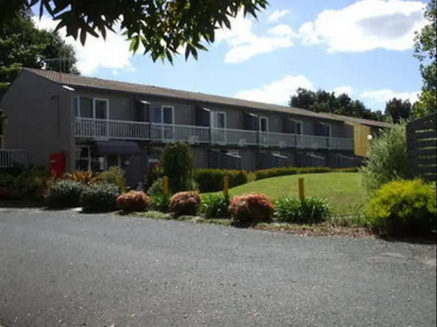 Summer East Serviced Apartments