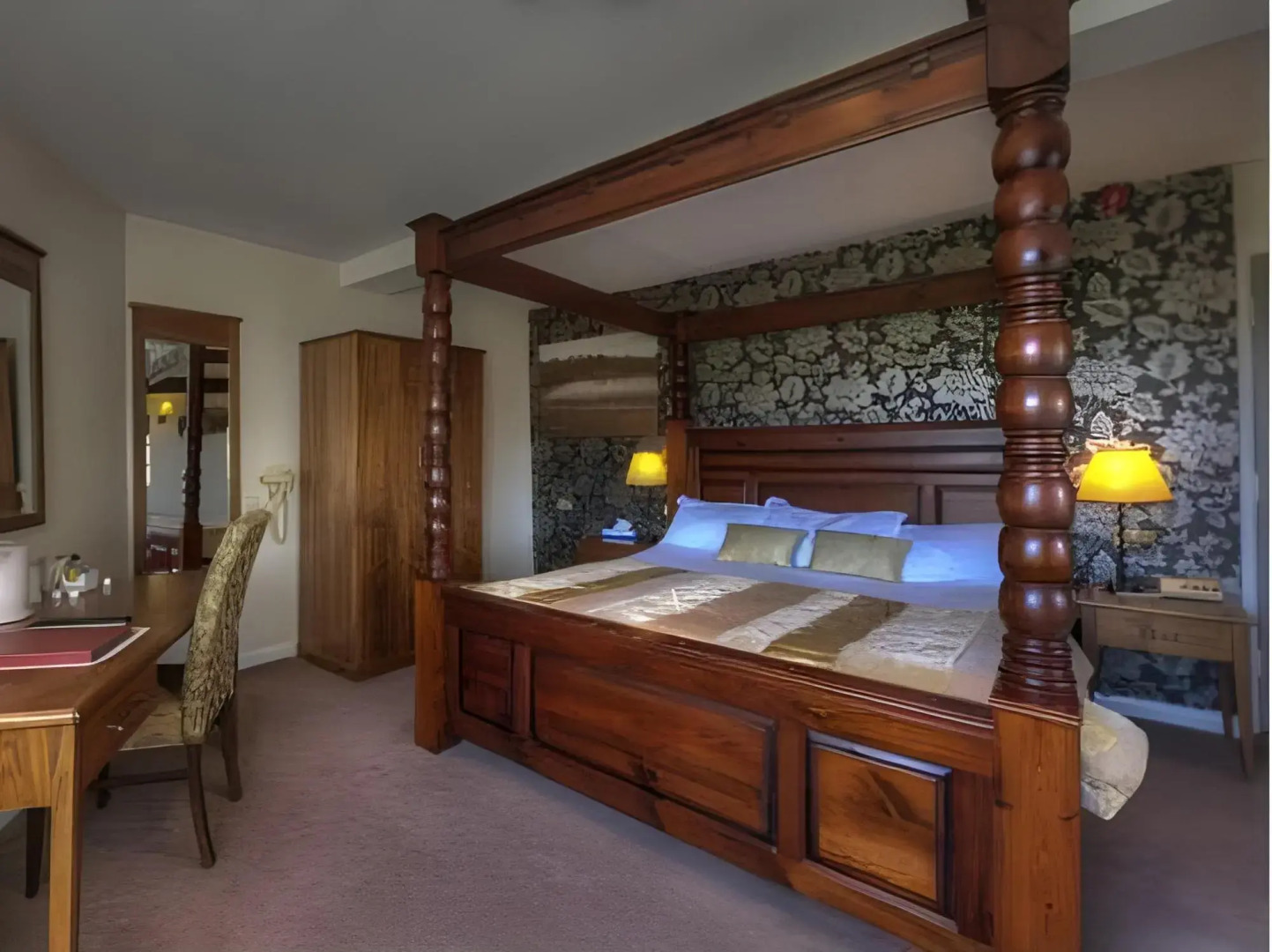 The Ravensworth Arms Hotel