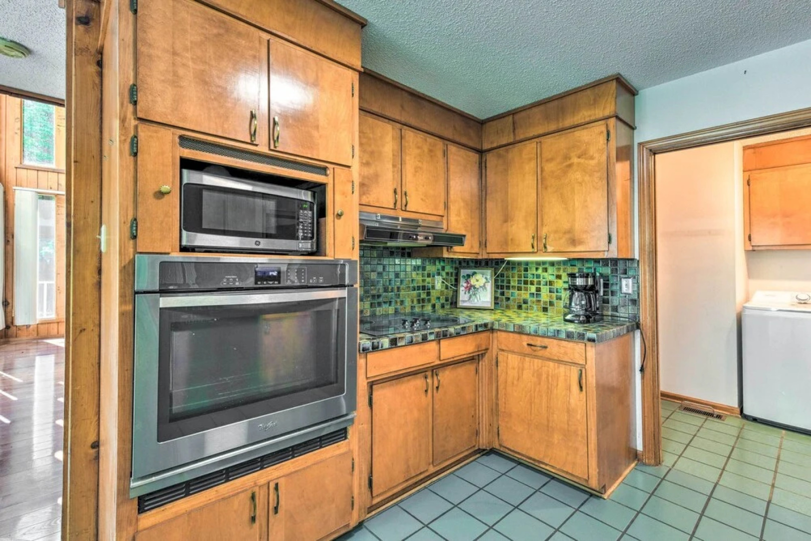 Quaint Lake Norman Home w/ Boat Dock + Grill!