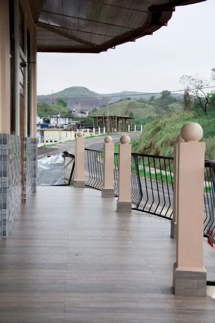 Pumpkin Cordial Lodge