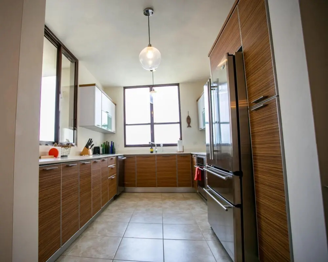 Impressive 2 Bedroom Luxurious Ocean View Apartment at Exclusive Solarea Complex