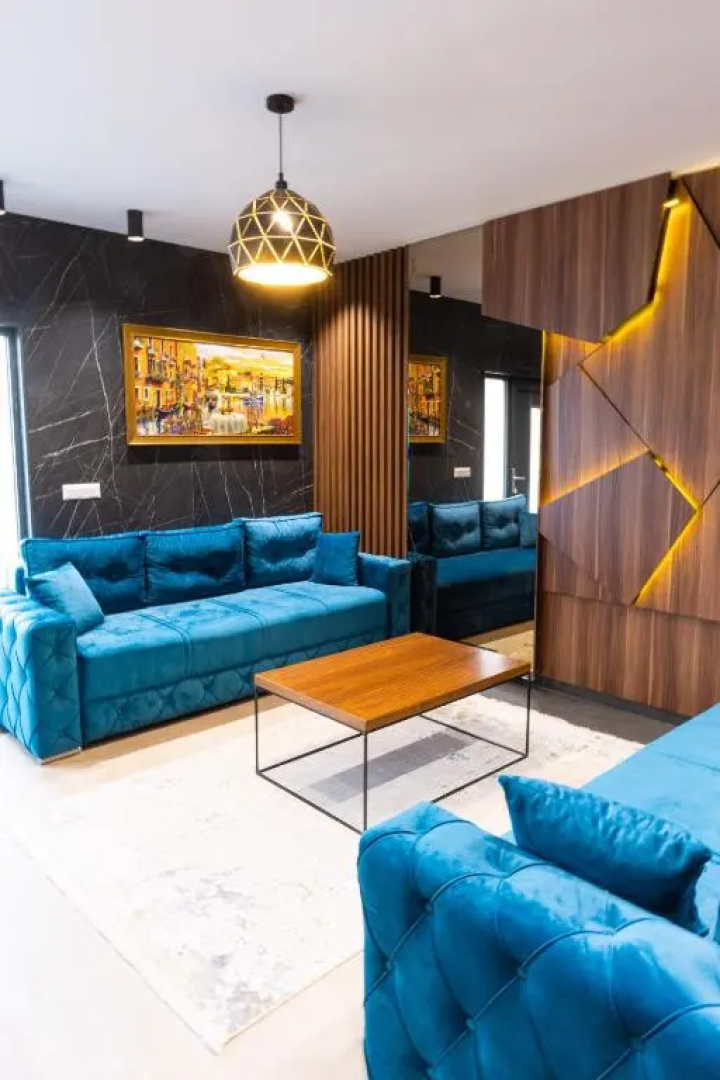 Hotel Emrovic Raj
