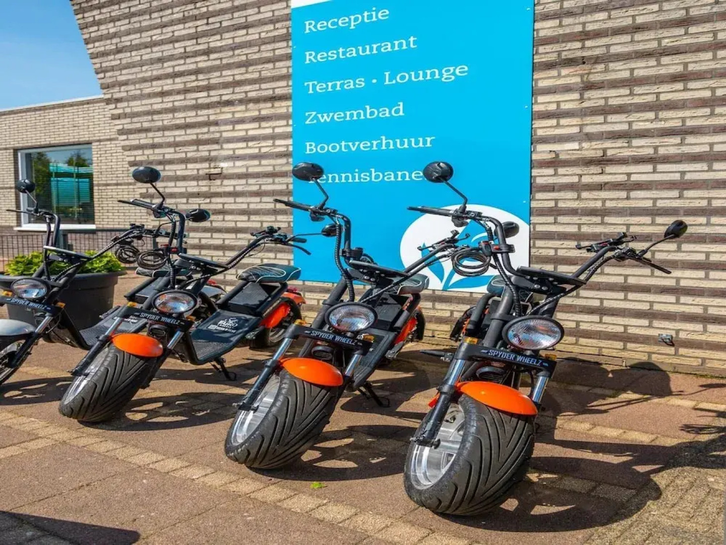 Beautiful House With Sauna Near Ijsselmeer