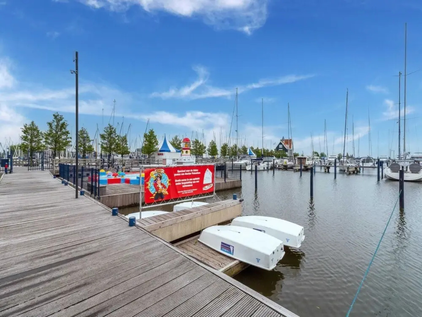 Luxury Houseboat in Volendam Marina