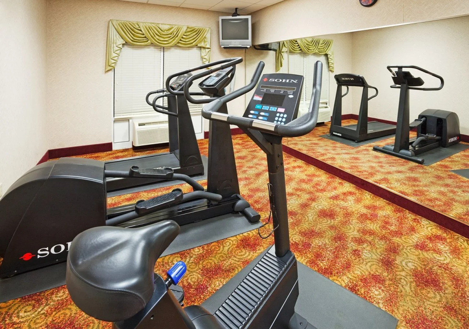 Holiday Inn Express & Suites London by IHG