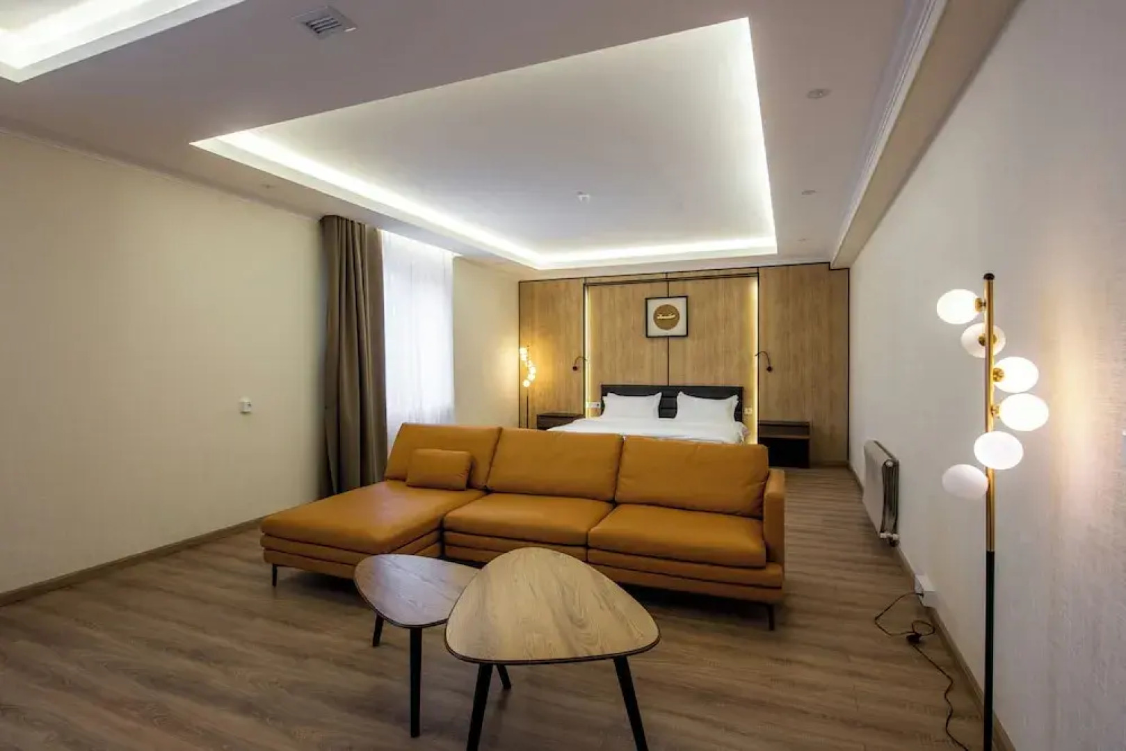 Отель Silk Road Premium