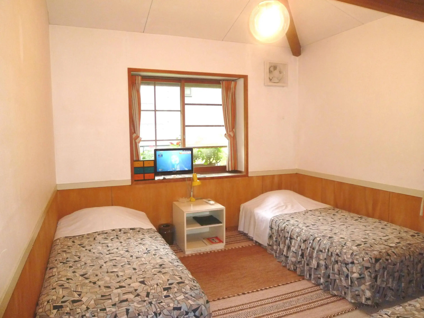 Inn of Amigos Yasuda Pension