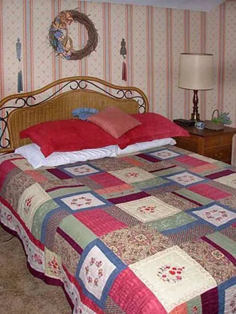 The Combes Family Inn