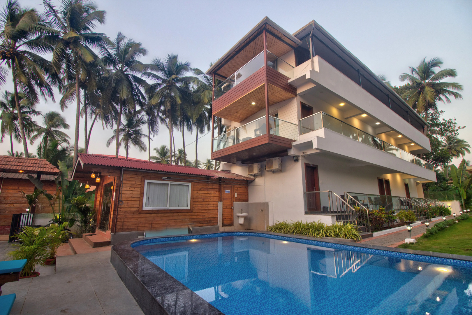 Oceano Beach Resort Goa