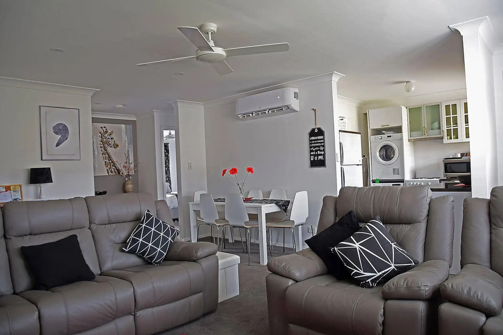 Cole House Apartments