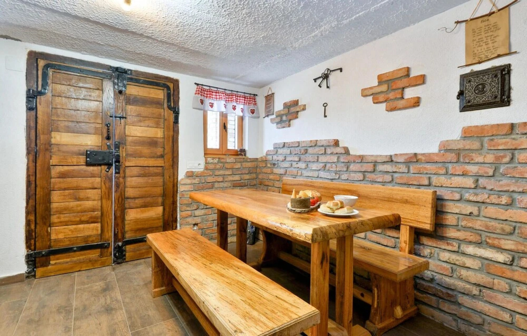 Awesome Home in Stubicke Toplice With 2 Bedrooms, Wifi and Outdoor Swimming Pool