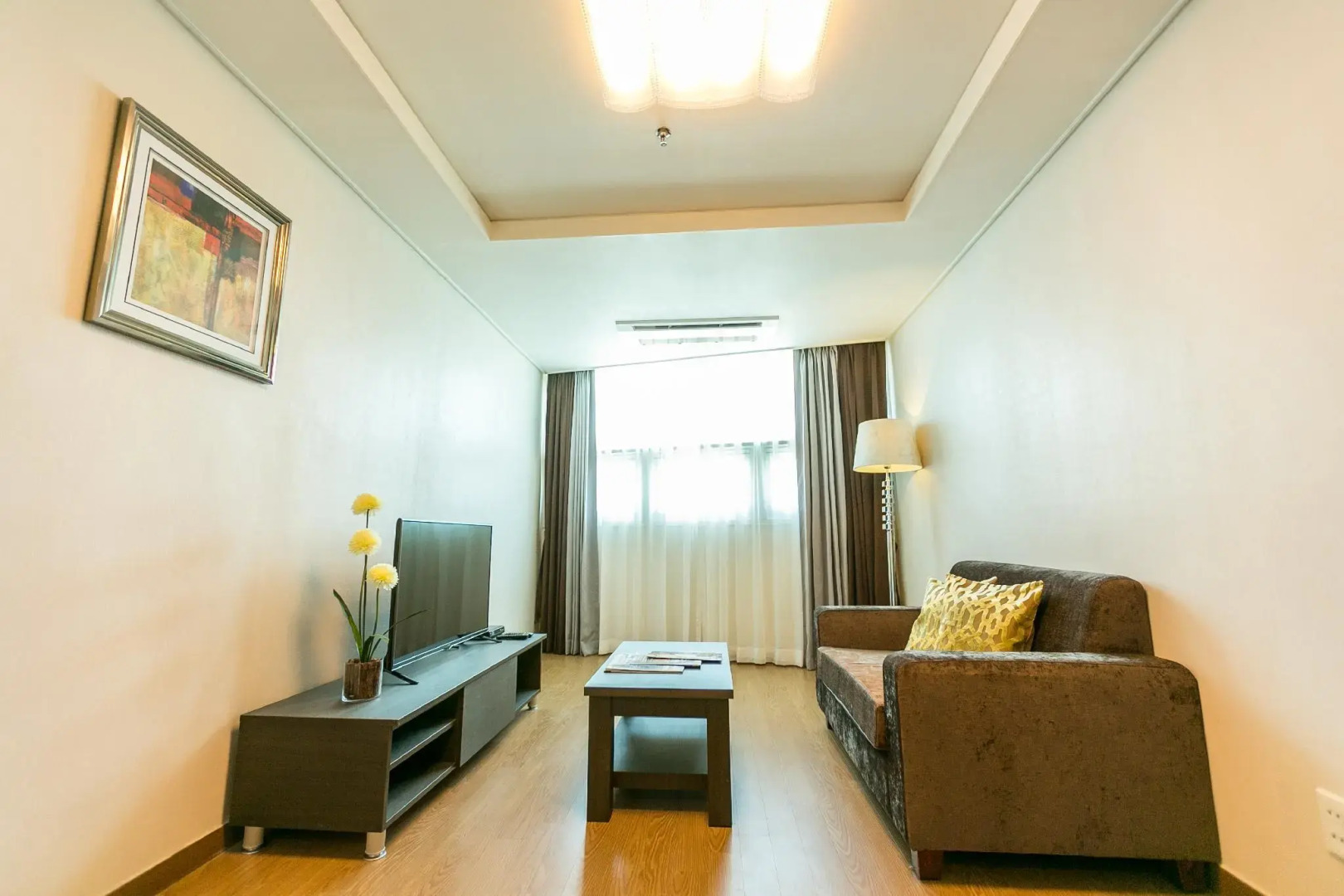 Xenia Hotel Clark - Multi Use Hotel