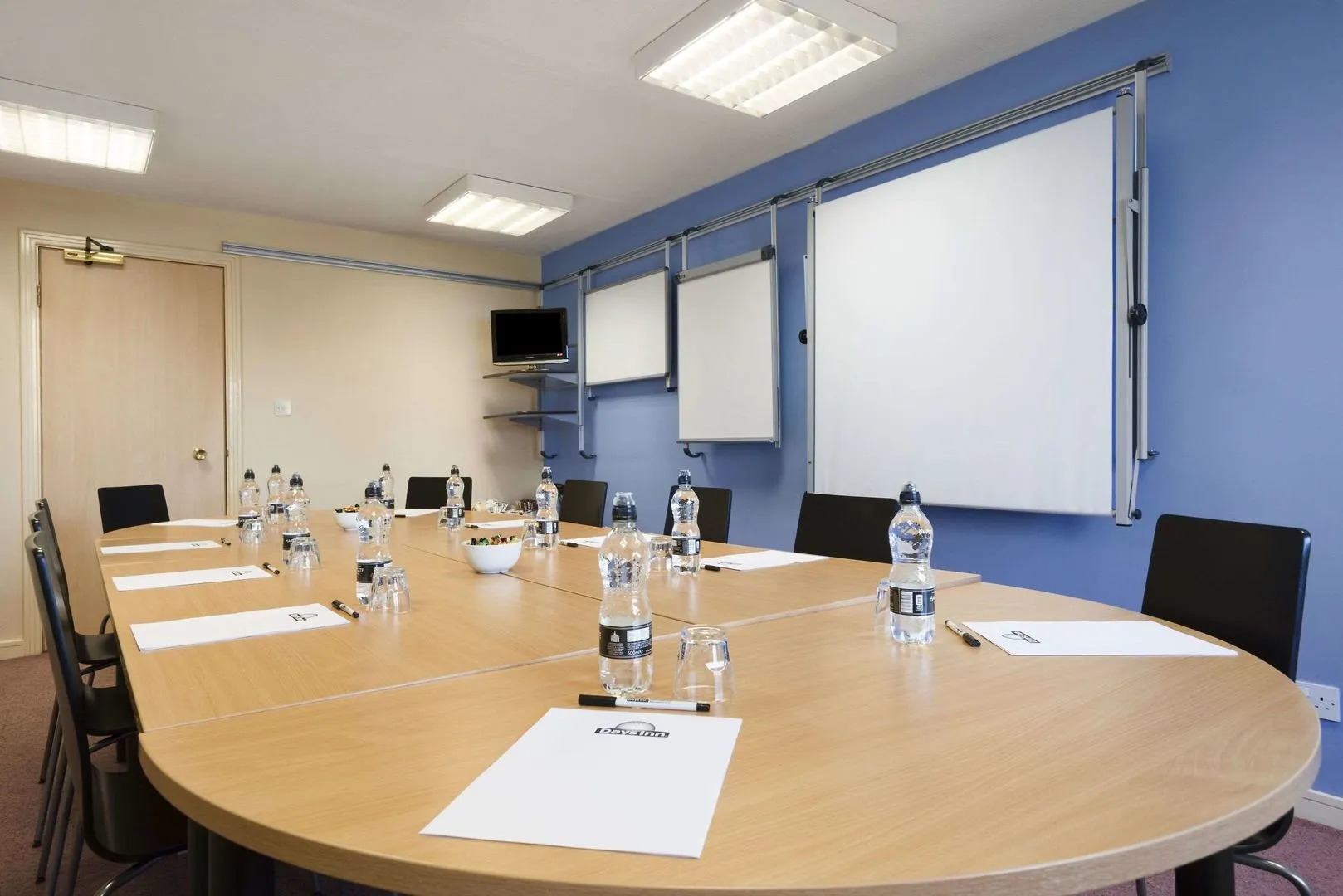 Super 8 by Wyndham Durham