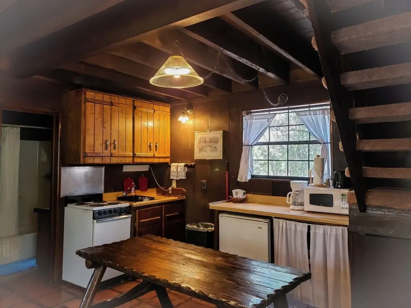 Bear Creek Motel And Cabins