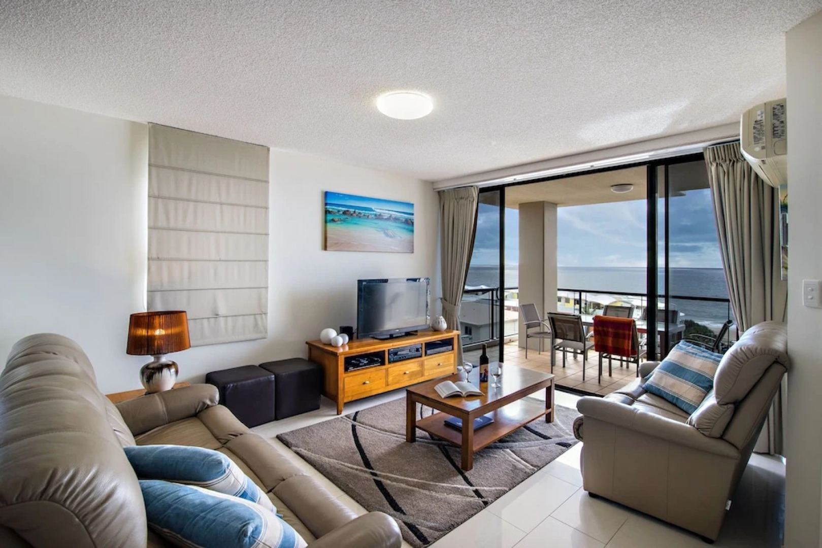 Kingsrow Holiday Apartments