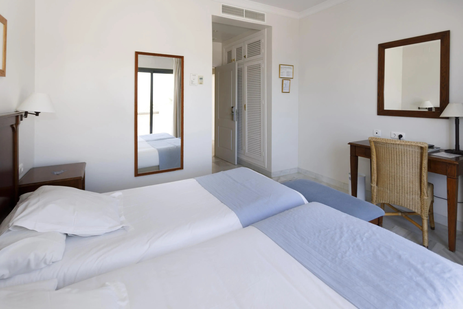 Playa De La Luz Hotel