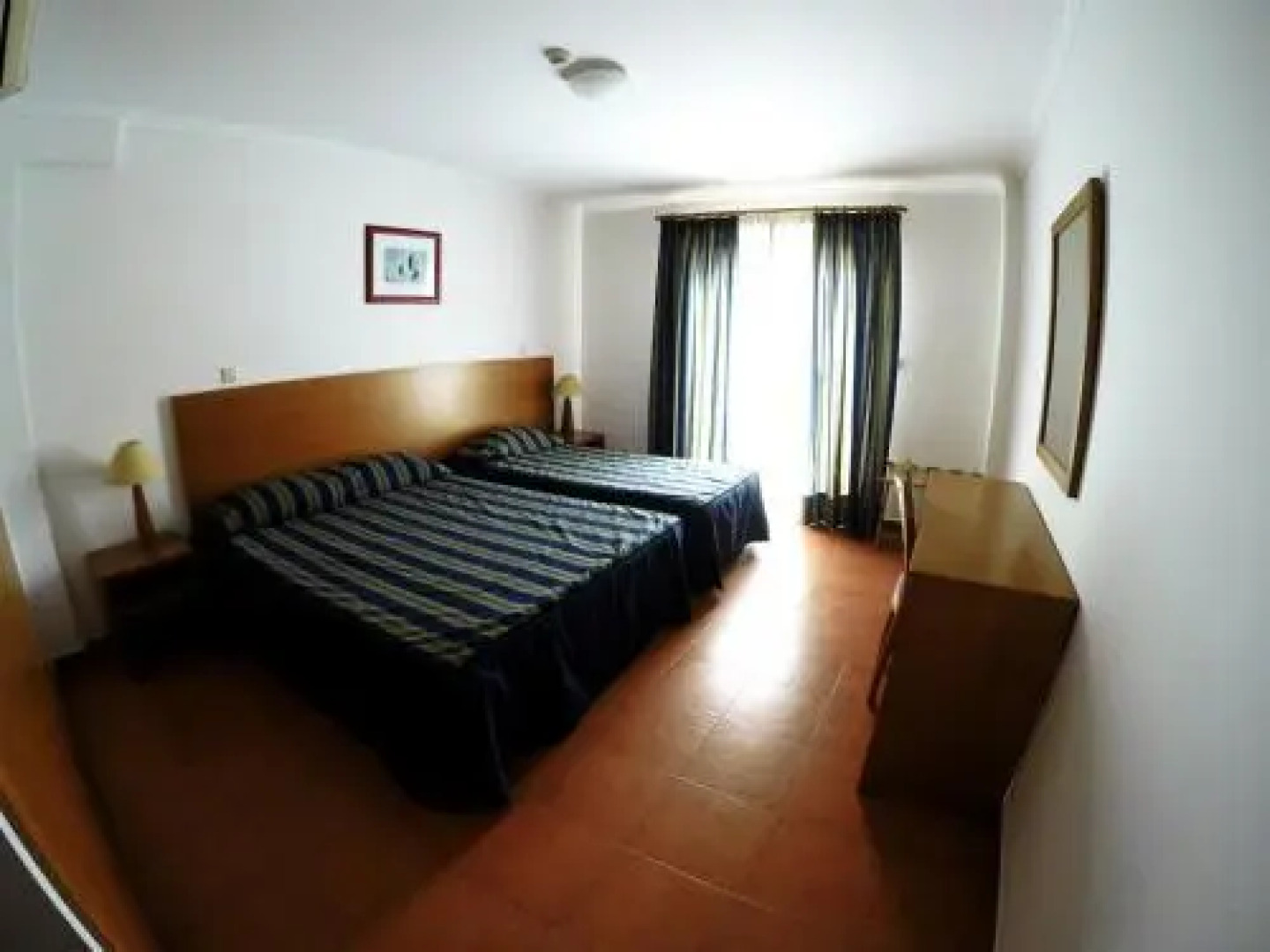 Apartamentos Turisticos Vila Praia