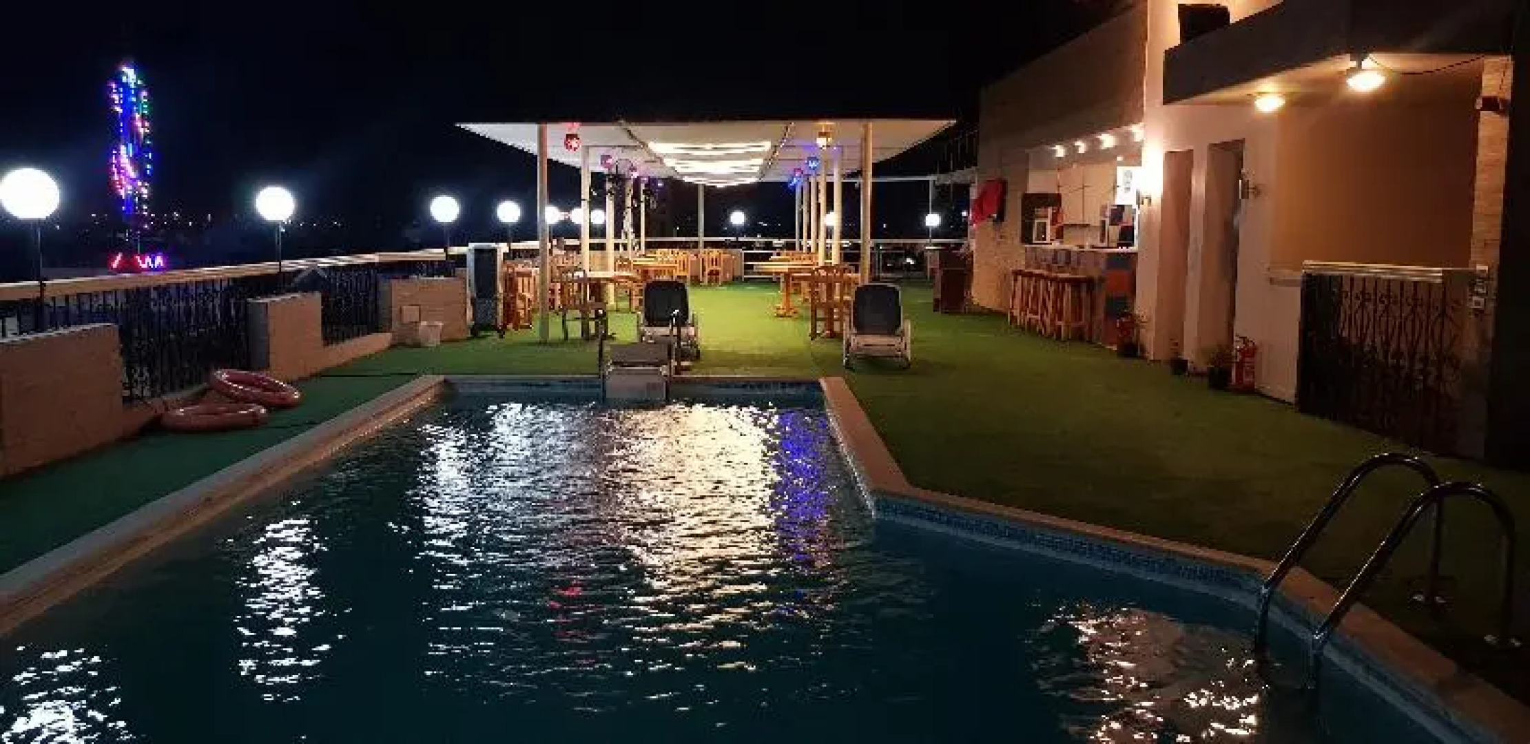 Queens Valley Hotel, Restaurants, Bars and Spa Luxor